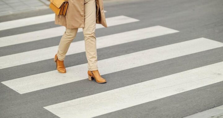 bezpieczny-senior--jak-chroni---si---przed-zagro---auto-5985