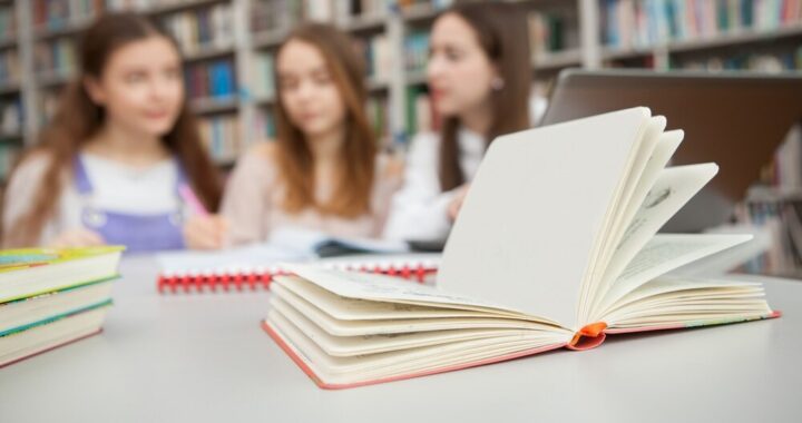 edukacja-przeciw-hejtowi-w-sromowcach-ni--nych--dz-auto-3584