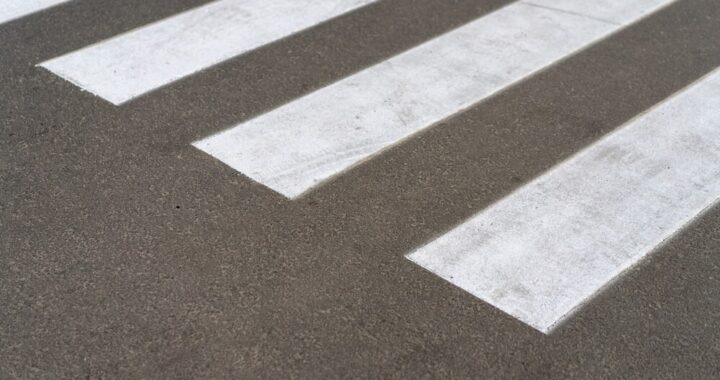 tragiczne-potr--cenie-pieszej-w-rdzawce-----droga--auto-6021